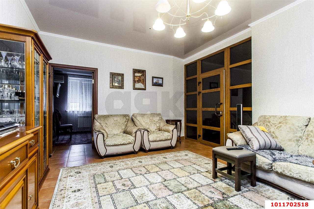 Фото №3: Коммерция 862 м² - Краснодар, Центральный внутригородской округ, мкр. Дубинка, ул. Степана Разина, 55