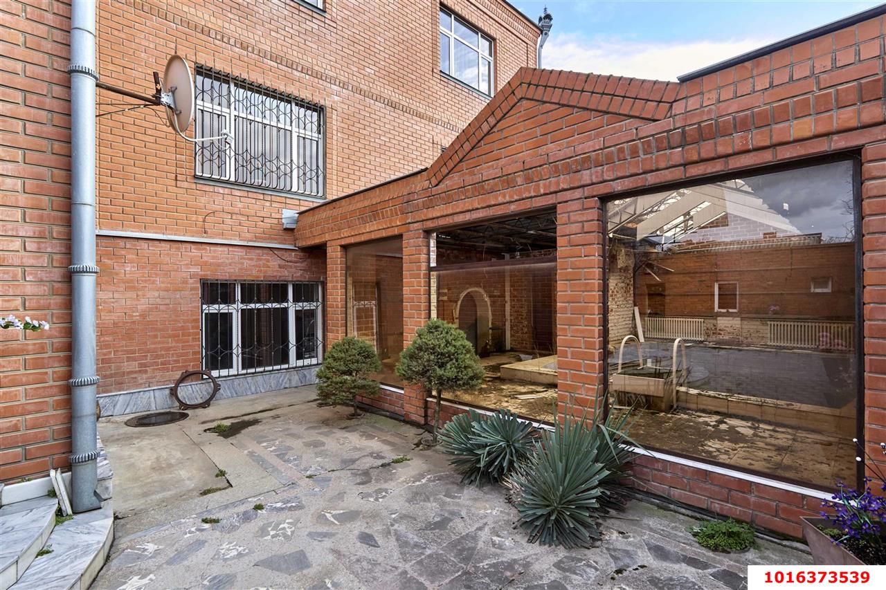 Фото №18: Дом 592 м² + 8.66 сот. - Краснодар, Центральный внутригородской округ, мкр. Табачная Фабрика, ул. Серова, 55