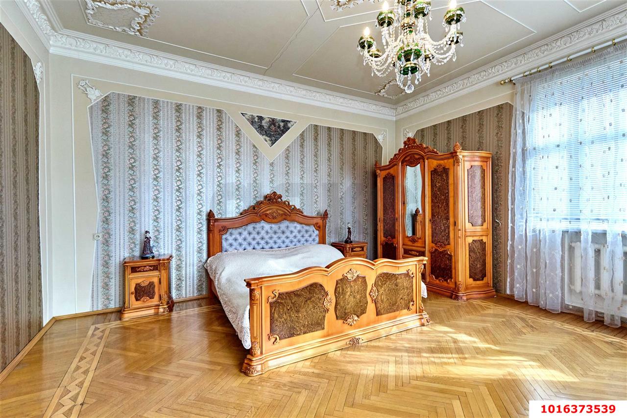 Фото №2: Дом 592 м² + 8.66 сот. - Краснодар, Центральный внутригородской округ, мкр. Табачная Фабрика, ул. Серова, 55