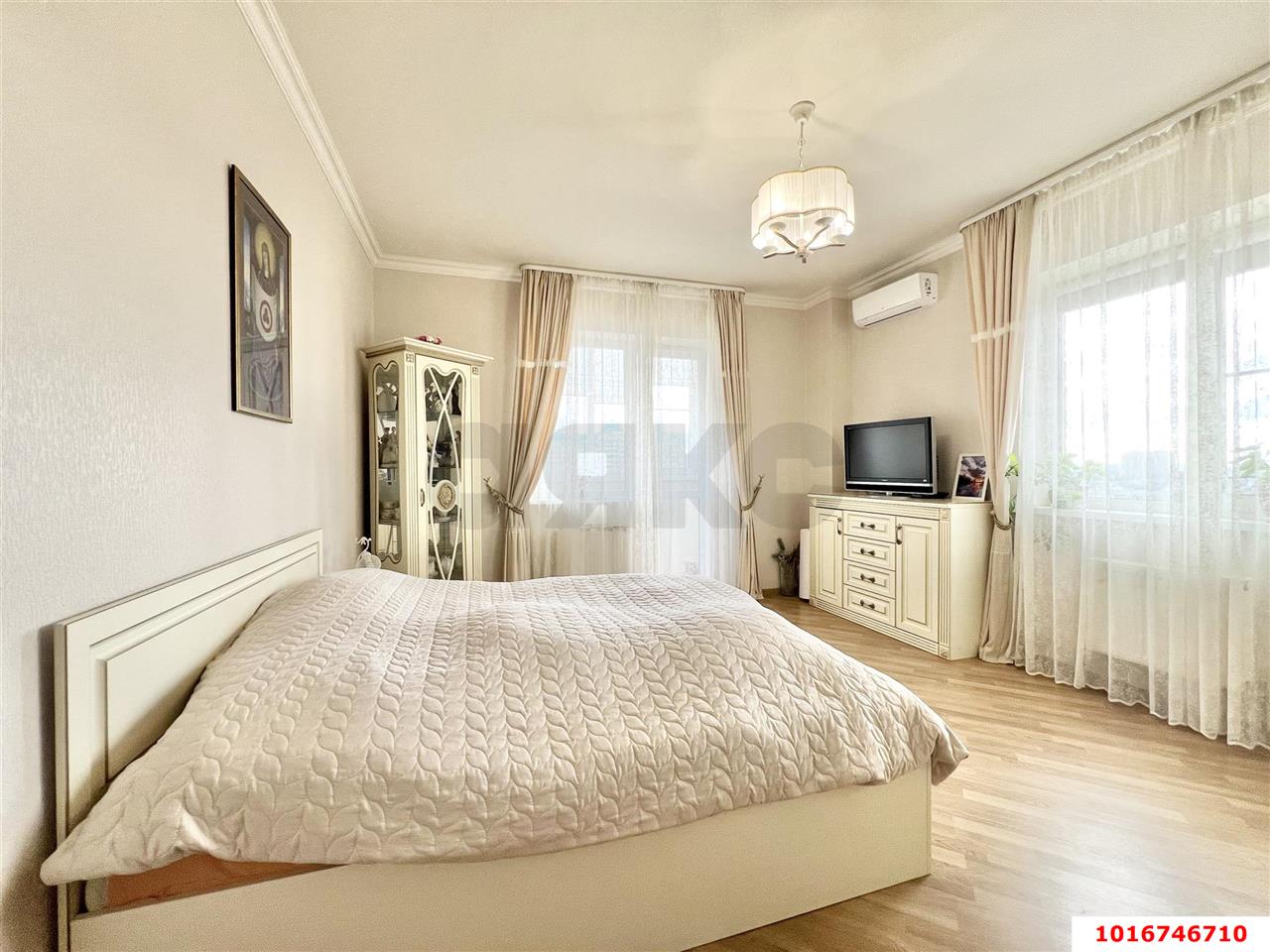 Фото №8: 2-комнатная квартира 82 м² - Краснодар, Центральный внутригородской округ, Черёмушки, мкр. жилой комплекс Черёмушки, ул. Кубанская, 45к3