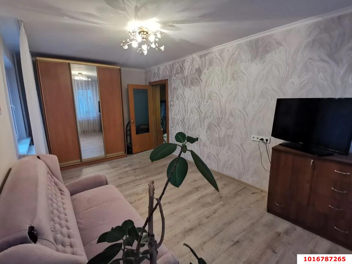 Фото №4: 3-комнатная квартира 60 м² - Краснодар, Центральный внутригородской округ, Западный внутригородской округ, Горгаз, мкр. Центральный, ул. Заводская, 7/2