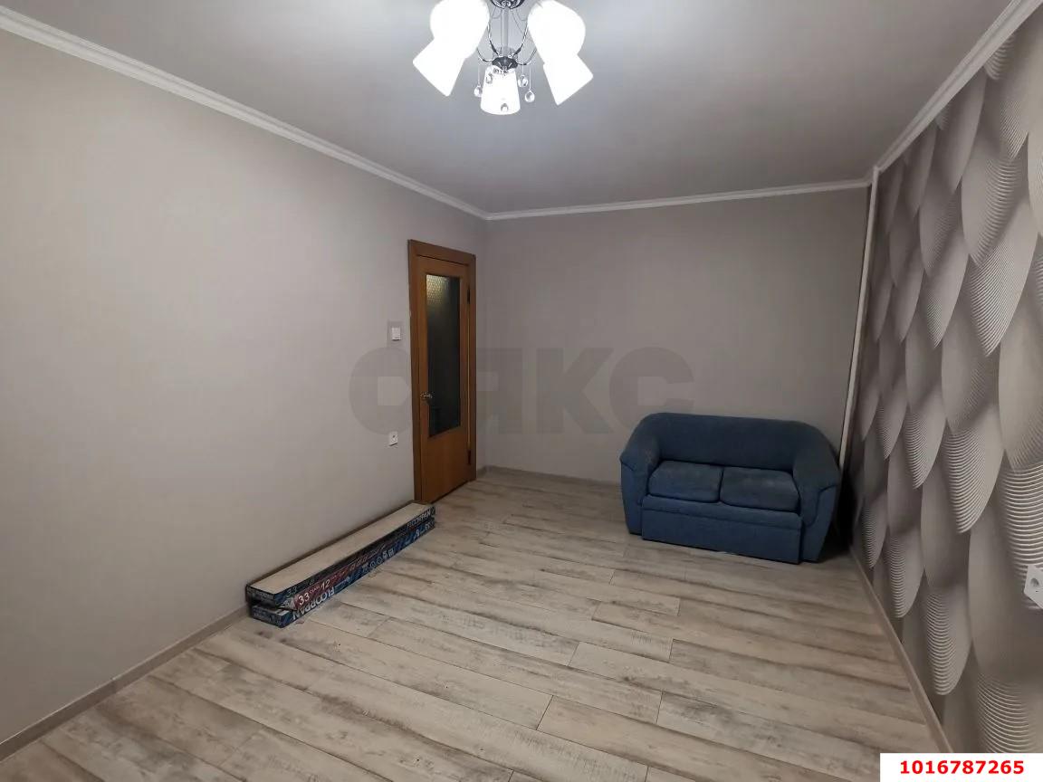 Фото №9: 3-комнатная квартира 60 м² - Краснодар, Центральный внутригородской округ, Западный внутригородской округ, Горгаз, мкр. Центральный, ул. Заводская, 7/2