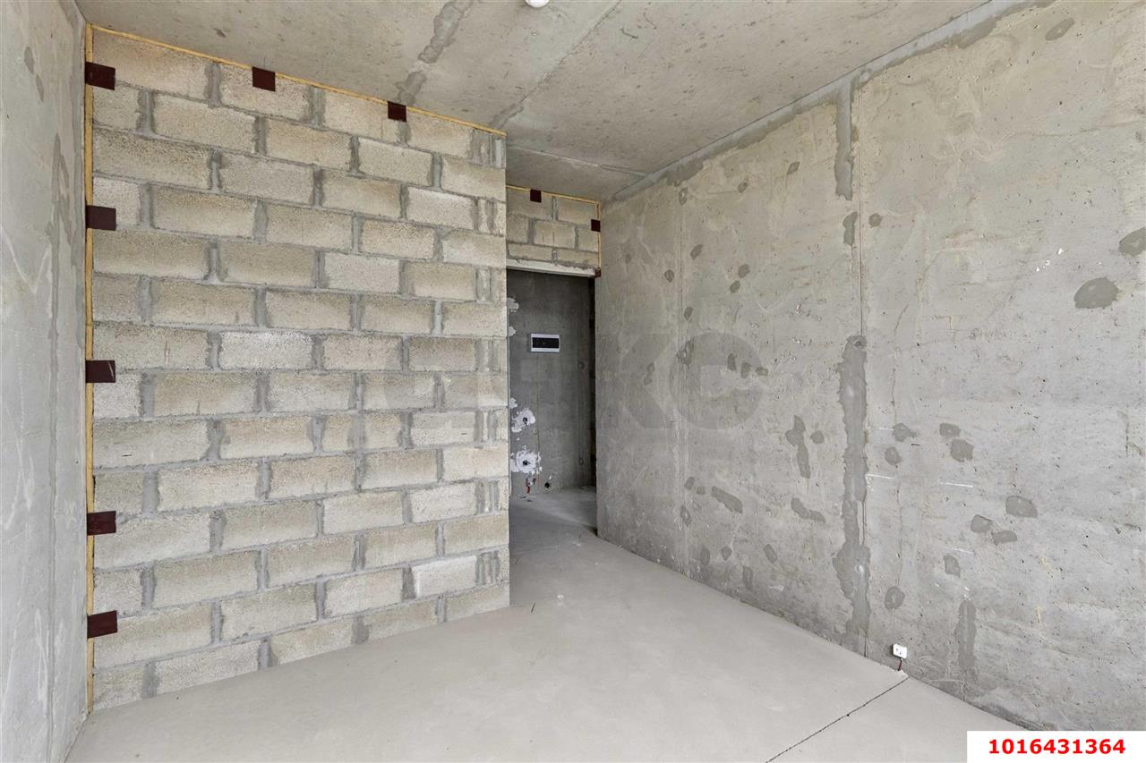 Фото №11: 1-комнатная квартира 35 м² - Краснодар, Карасунский внутригородской округ, Камвольно-суконный Комбинат, мкр. ЖК Урал, ул. Уральская, 87/7