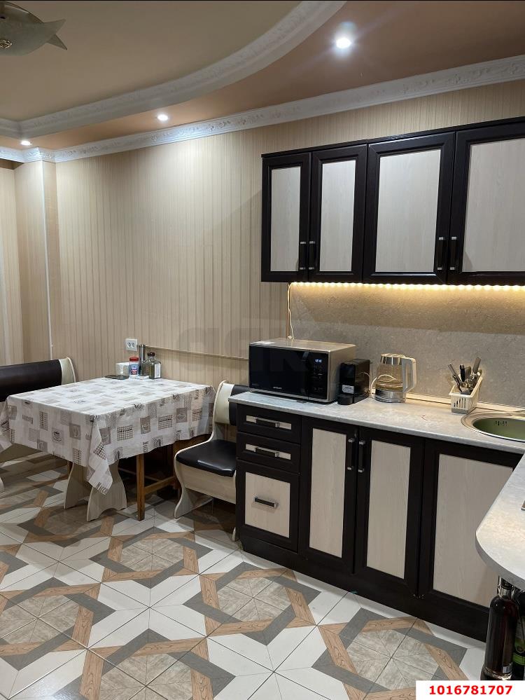 Фото №2: 2-комнатная квартира 66 м² - Краснодар, Карасунский внутригородской округ, ж/р Новознаменский, ул. Войсковая, 20к1