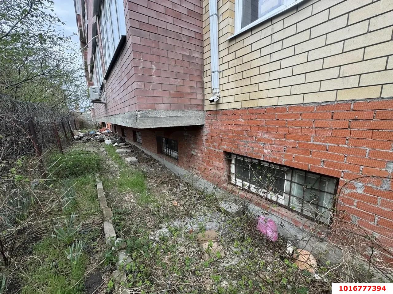 Фото №3: Офисное помещение 71 м² - Российский, Прикубанский внутригородской округ, мкр. жилой комплекс Лучистый, ул. Шевкунова, 5