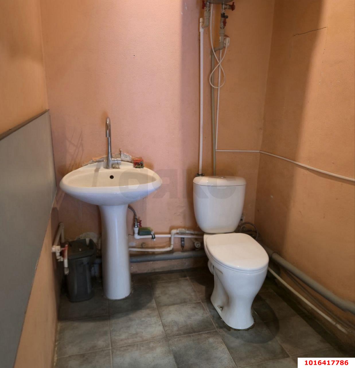 Фото №13: Коммерция 45 м² - Краснодар, мкр. Западный внутригородской округ, ул. Офицерская, 45