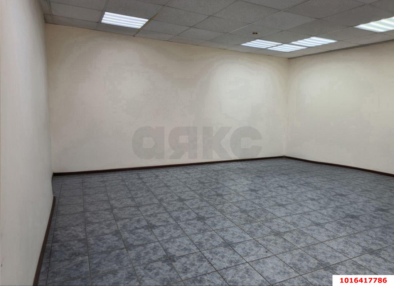 Фото №10: Коммерция 45 м² - Краснодар, мкр. Западный внутригородской округ, ул. Офицерская, 45