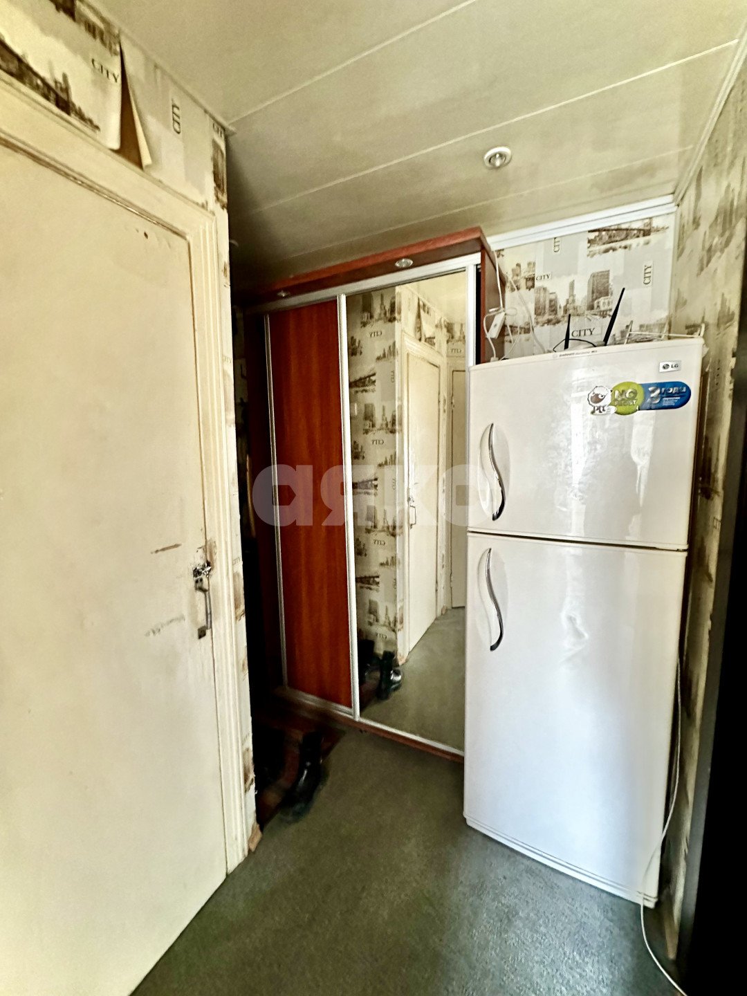 Фото №8: 3-комнатная квартира 55 м² - Мариуполь, Ильичёвский, мкр. 5-й, пр-кт Металлургов, 145