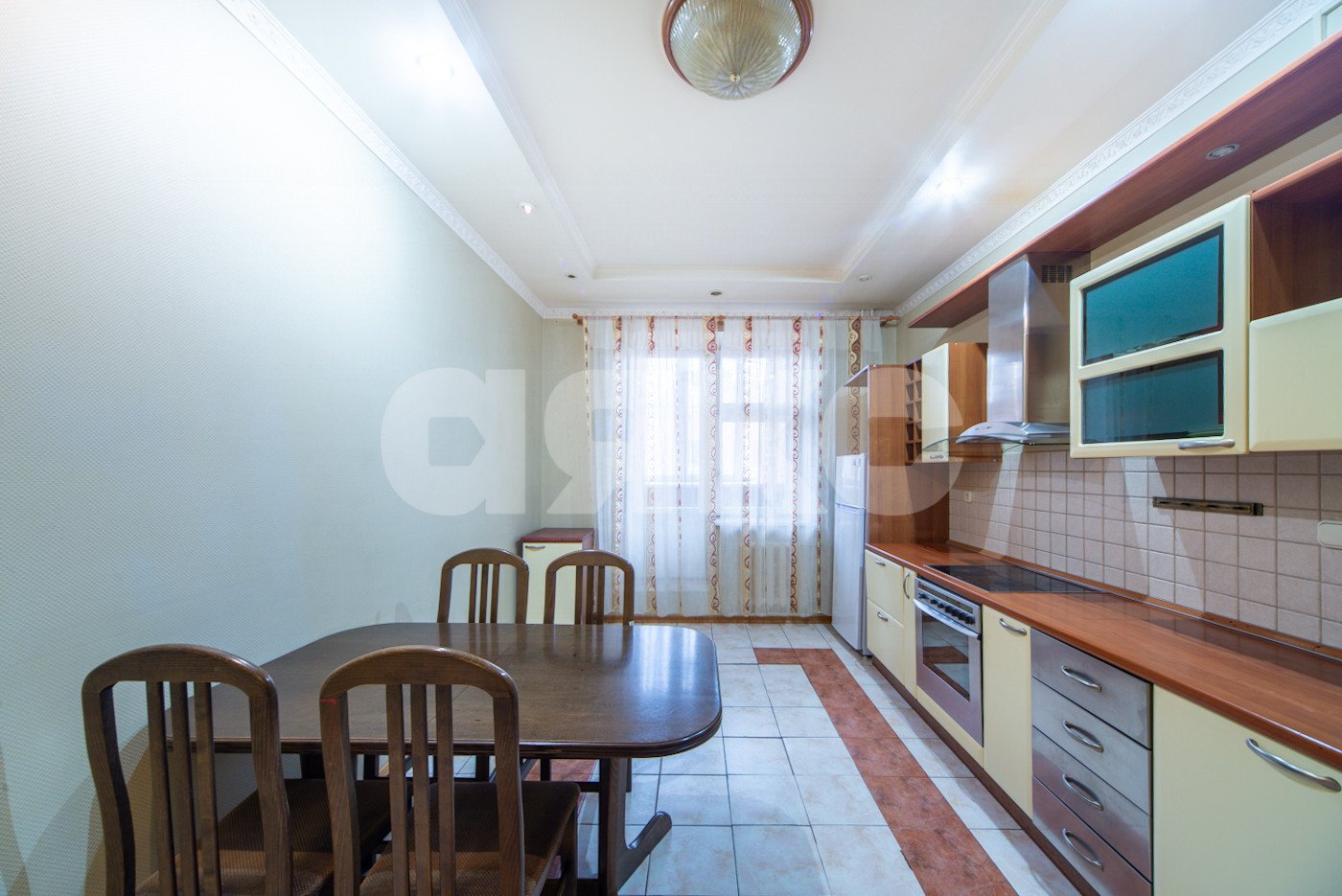 Фото №8: 4-комнатная квартира <span class="whitespace-nowrap">142 м²</span>, <span class="whitespace-nowrap">3/4 эт.</span> - Москва, Центральный административный округ, р. Таганский, пер. 2-й Сыромятнический, 10