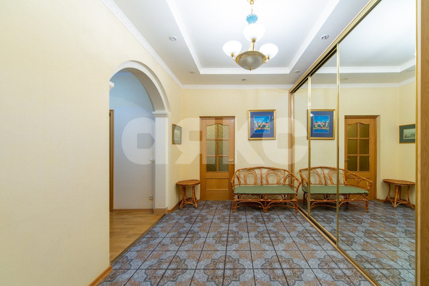 Фото №37: 4-комнатная квартира <span class="whitespace-nowrap">142 м²</span>, <span class="whitespace-nowrap">3/4 эт.</span> - Москва, Центральный административный округ, р. Таганский, пер. 2-й Сыромятнический, 10