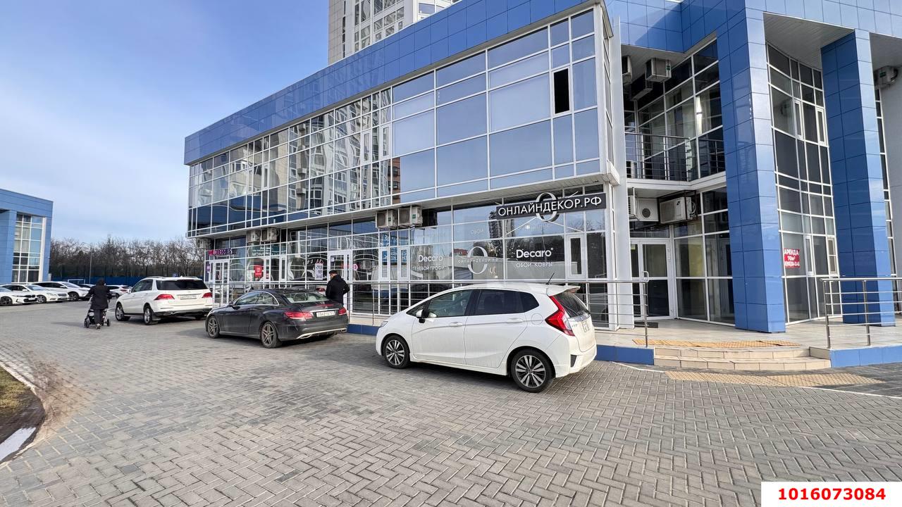 Фото №4: Торговое помещение 139 м² - Краснодар, мкр. Западный внутригородской округ, ул. Шоссе Нефтяников, 18