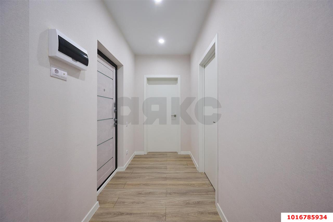 Фото №16: 2-комнатная квартира 63 м² - Краснодар, Карасунский внутригородской округ, Камвольно-суконный Комбинат, мкр. ЖК Урал, ул. Уральская, 87/7