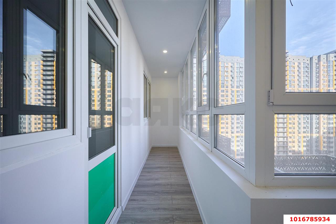 Фото №5: 2-комнатная квартира 63 м² - Краснодар, Карасунский внутригородской округ, Камвольно-суконный Комбинат, мкр. ЖК Урал, ул. Уральская, 87/7