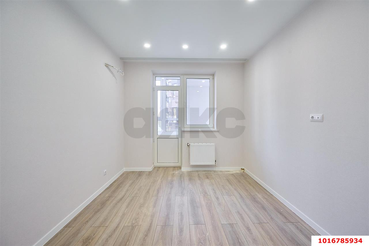 Фото №9: 2-комнатная квартира 63 м² - Краснодар, Карасунский внутригородской округ, Камвольно-суконный Комбинат, мкр. ЖК Урал, ул. Уральская, 87/7