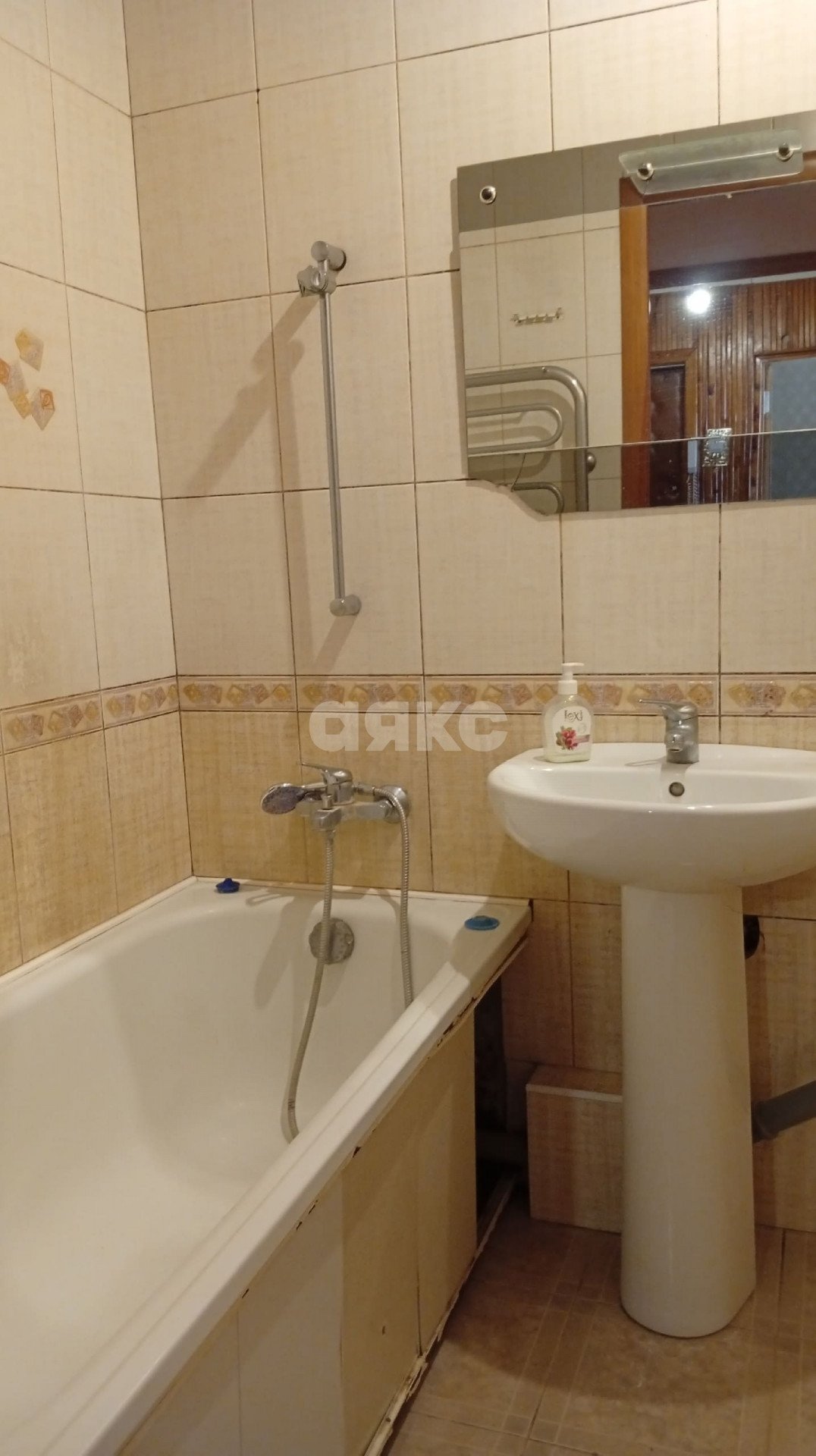 Фото №9: 3-комнатная квартира 61 м² - Липецк, Октябрьский округ, мкр. 23-й, ул. П.И. Смородина, 22