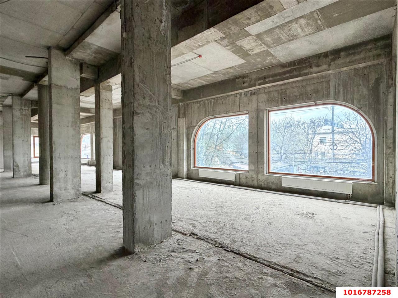 Фото №3: Офисное помещение 1022 м² - Краснодар, ул. Гимназическая, 30