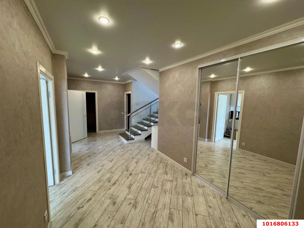 Фото №19: Дом 192 м² + 3.5 сот. - Сочи, Центральный, мкр. Завокзальный, ул. Пионерская, 130Б