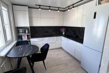 Фото №1: 3-комнатная квартира 71 м² - Краснодар, мкр. Юбилейный, ул. Рождественская набережная, 11