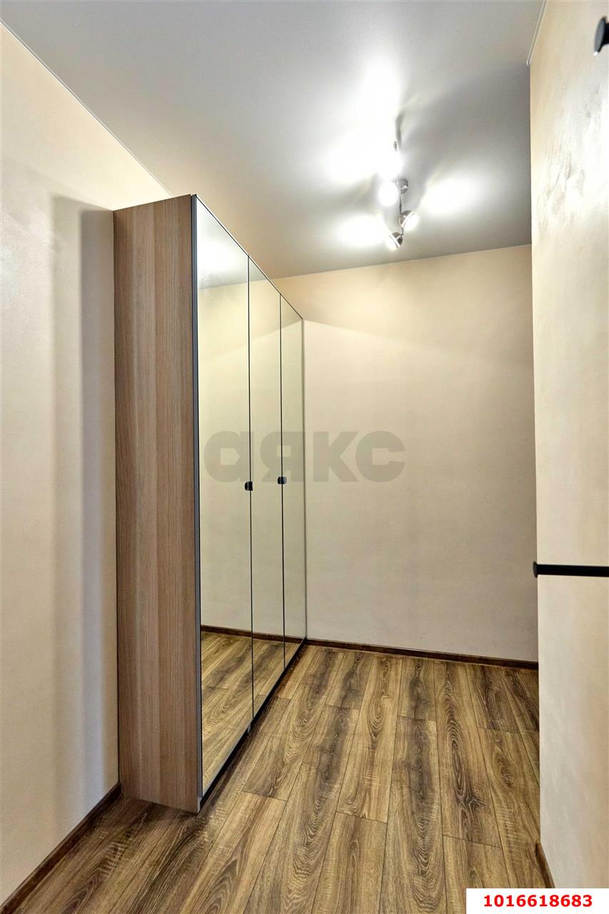 Фото №10: 2-комнатная квартира 60 м² - Краснодар, 4-й квартал, Прикубанский внутригородской округ, мкр. Губернский, ул. имени Героя Николая Шевелёва, 5