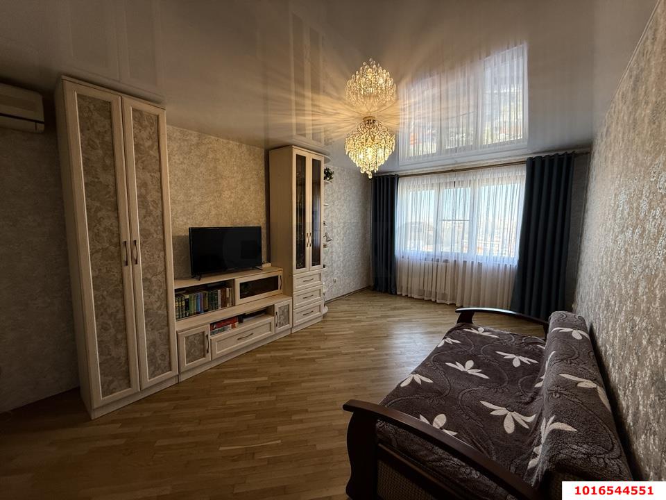 Фото №4: 2-комнатная квартира 64 м² - Краснодар, Западный внутригородской округ, мкр. Юбилейный, ул. Думенко, 33