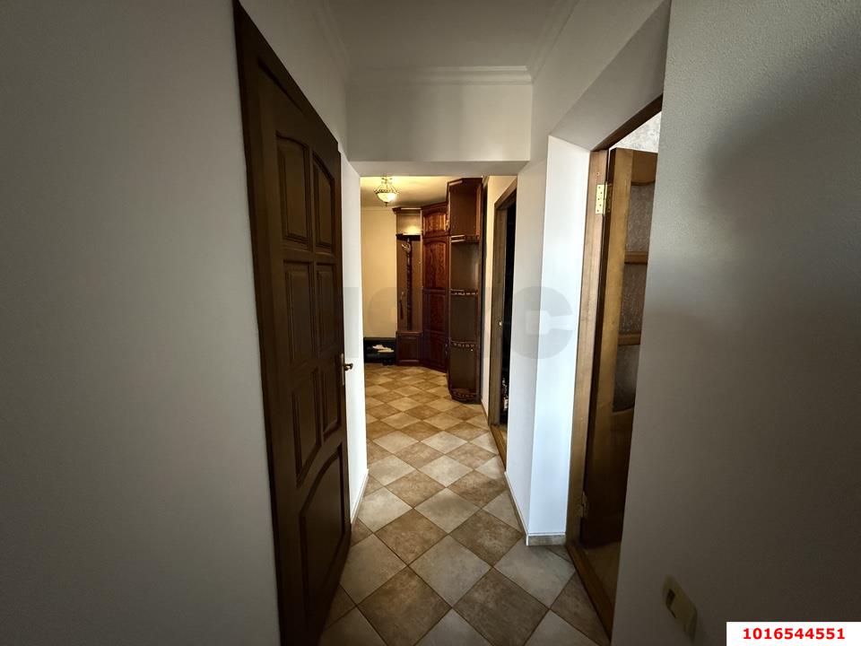 Фото №8: 2-комнатная квартира 64 м² - Краснодар, Западный внутригородской округ, мкр. Юбилейный, ул. Думенко, 33