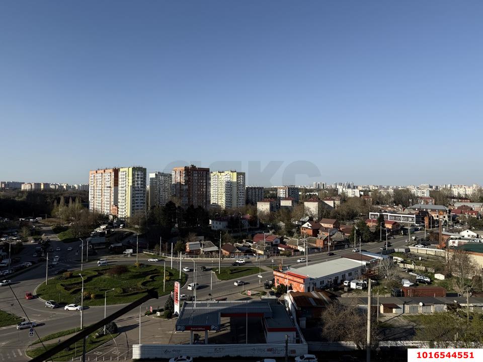 Фото №15: 2-комнатная квартира 64 м² - Краснодар, Западный внутригородской округ, мкр. Юбилейный, ул. Думенко, 33