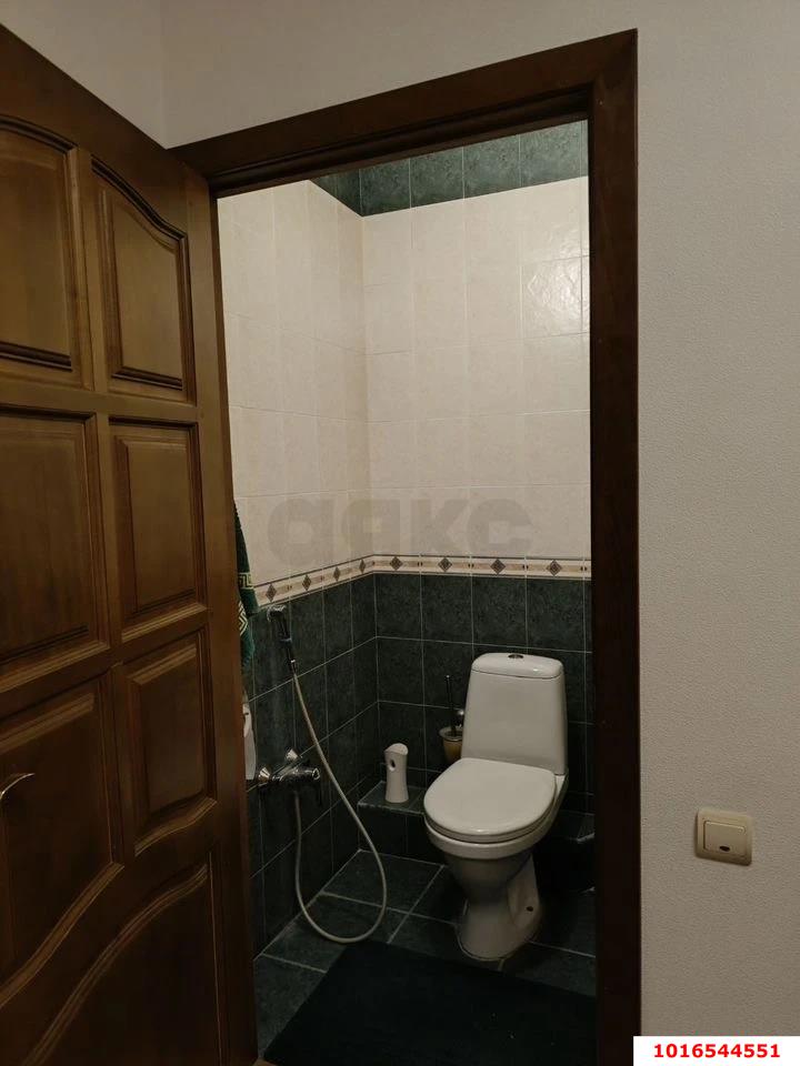 Фото №12: 2-комнатная квартира 64 м² - Краснодар, Западный внутригородской округ, мкр. Юбилейный, ул. Думенко, 33