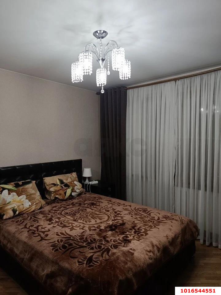 Фото №4: 2-комнатная квартира 64 м² - Краснодар, Западный внутригородской округ, мкр. Юбилейный, ул. Думенко, 33