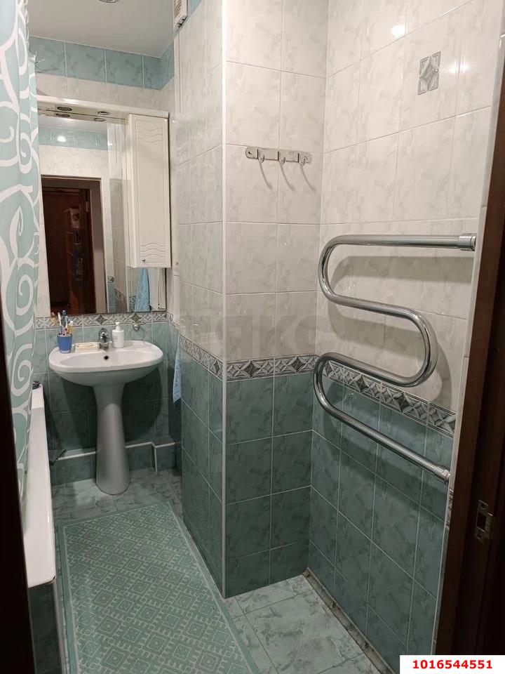 Фото №11: 2-комнатная квартира 64 м² - Краснодар, Западный внутригородской округ, мкр. Юбилейный, ул. Думенко, 33