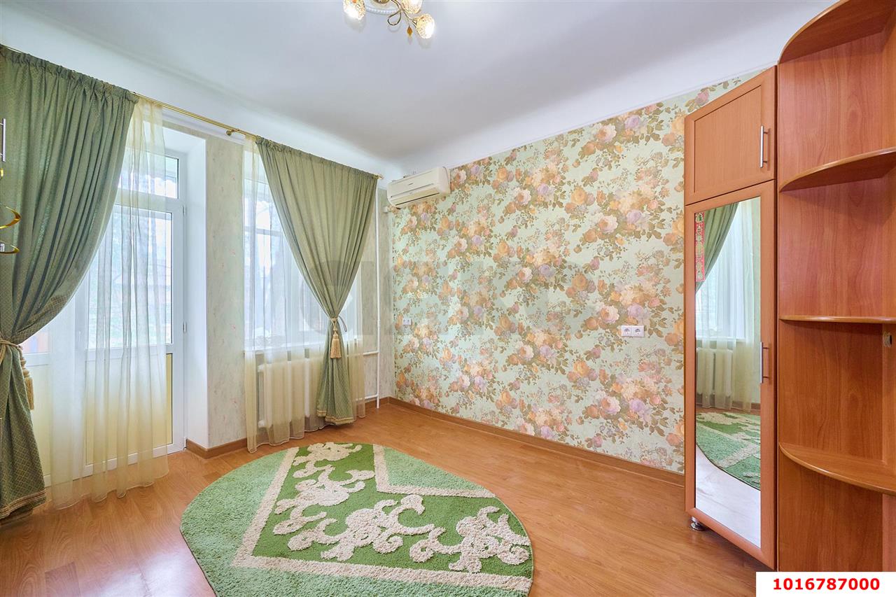 Фото №13: 3-комнатная квартира 71 м² - Краснодар, Центральный внутригородской округ, мкр. Центральный, ул. Володи Головатого, 317
