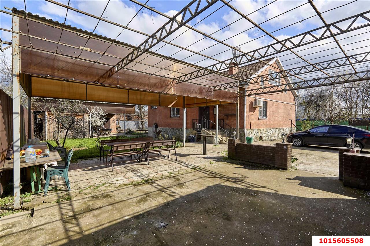 Фото №2: Дом 231 м² + 8 сот. - Краснодар, Прикубанский внутригородской округ, мкр. Новый, ул. Раздельная, 15