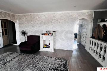 Фото №1: 4-комнатная квартира 98 м² - Динская, ул. Красноармейская, 52А