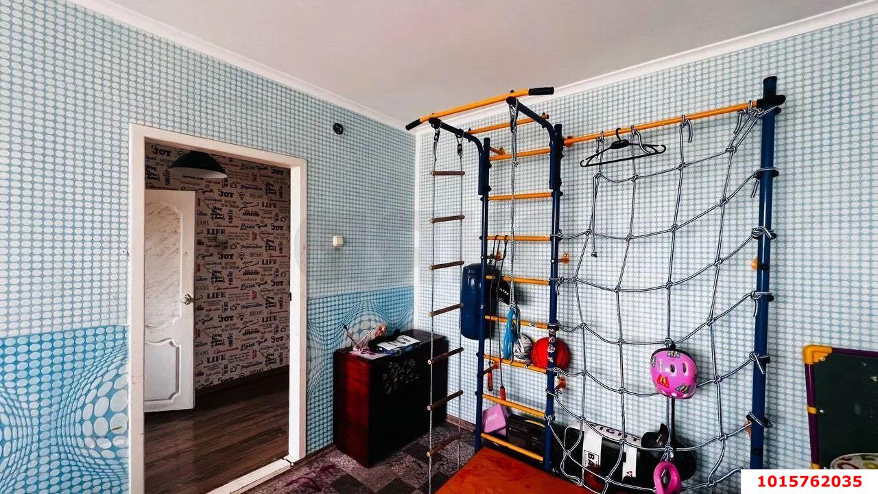 Фото №7: 4-комнатная квартира 98 м² - Динская, ул. Красноармейская, 52А