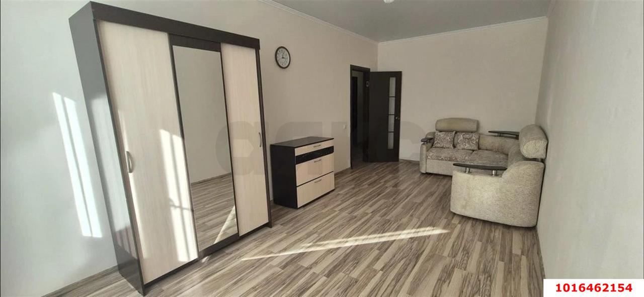 Фото №4: 2-комнатная квартира 63 м² - Краснодар, Прикубанский внутригородской округ, Завод Радиоизмерительных Приборов, мкр. имени Петра Метальникова, ул. Петра Метальникова, 3/1к1