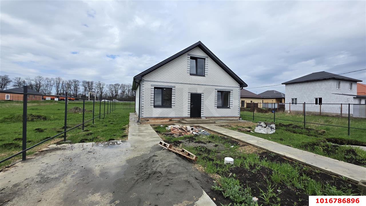 Фото №1: Дом 130 м² + 5 сот. - СНТ Автомобилист, мкр. Прикубанский внутригородской округ, ул. Клубничная, 407