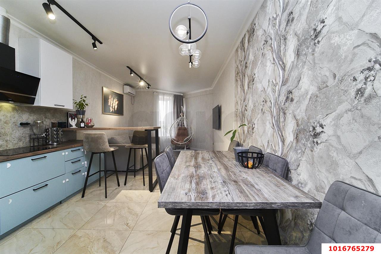 Фото №2: 2-комнатная квартира 78 м² - Краснодар, Пашковский, мкр. Карасунский внутригородской округ, ул. Леонида Лаврова, 4