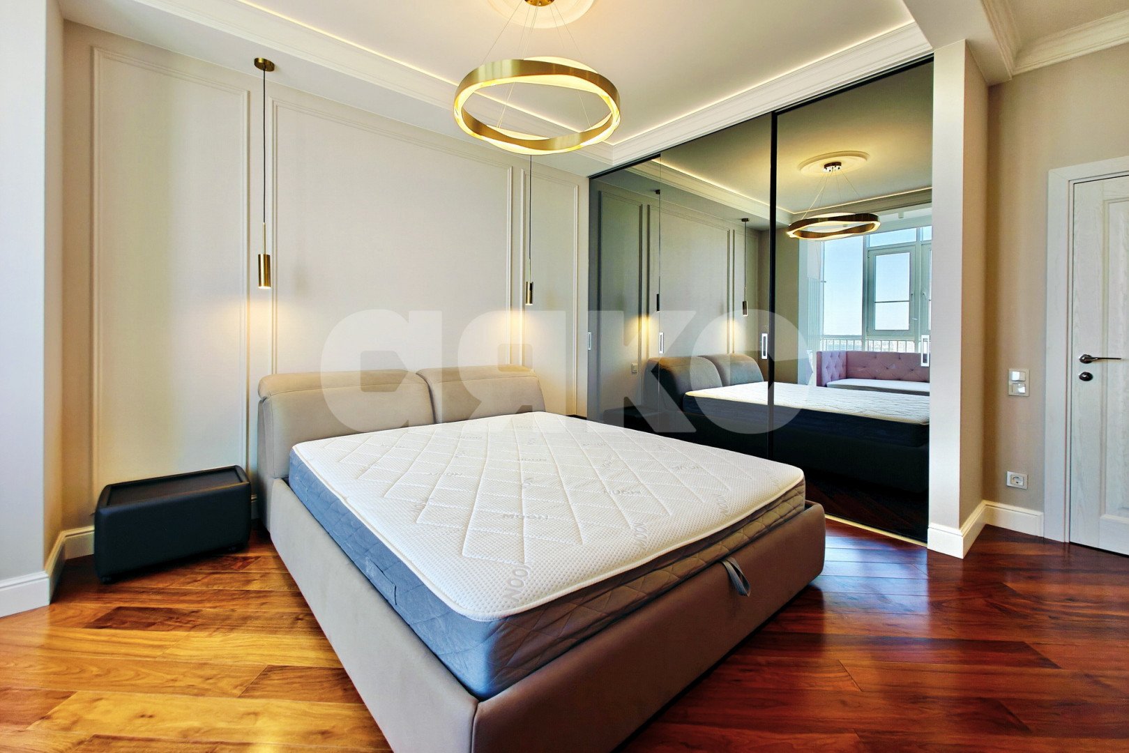 Фото №13: 4-комнатная квартира 220 м² - Краснодар, Западный внутригородской округ, Центральный, Центральный внутригородской округ, мкр. жилой комплекс Адмирал, ул. Кубанская набережная, 39