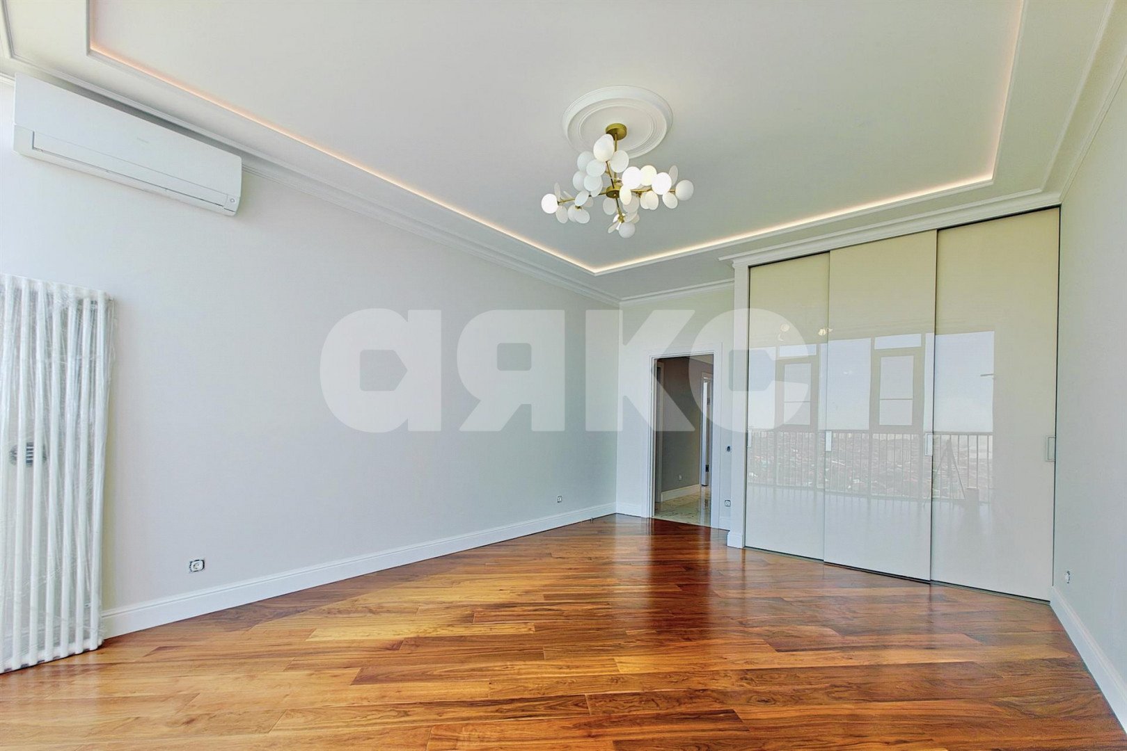 Фото №15: 4-комнатная квартира 220 м² - Краснодар, Центральный внутригородской округ, Западный внутригородской округ, жилой комплекс Адмирал, мкр. Центральный, ул. Кубанская набережная, 39