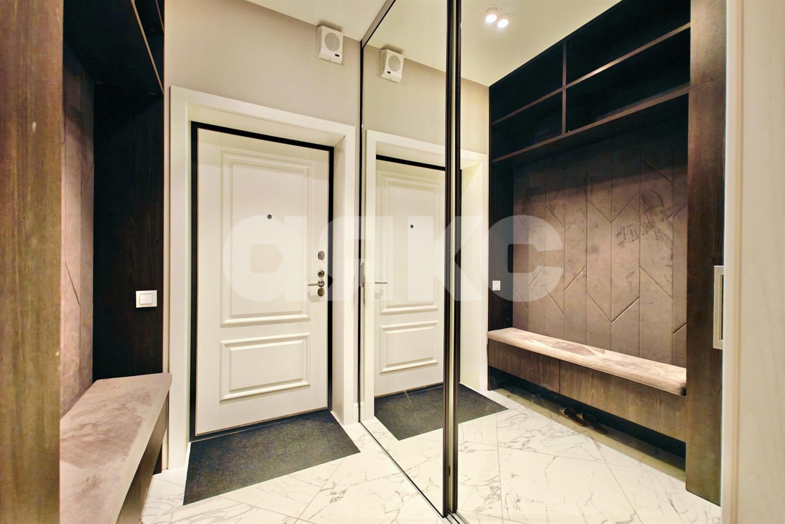 Фото №8: 4-комнатная квартира 220 м² - Краснодар, Центральный внутригородской округ, Западный внутригородской округ, жилой комплекс Адмирал, мкр. Центральный, ул. Кубанская набережная, 39