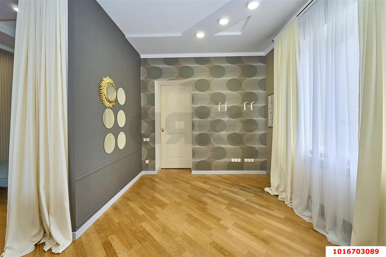 Фото №12: 1-комнатная квартира 85 м² - Краснодар, Прикубанский внутригородской округ, мкр. Восточно-Кругликовский, ул. Восточно-Кругликовская, 54