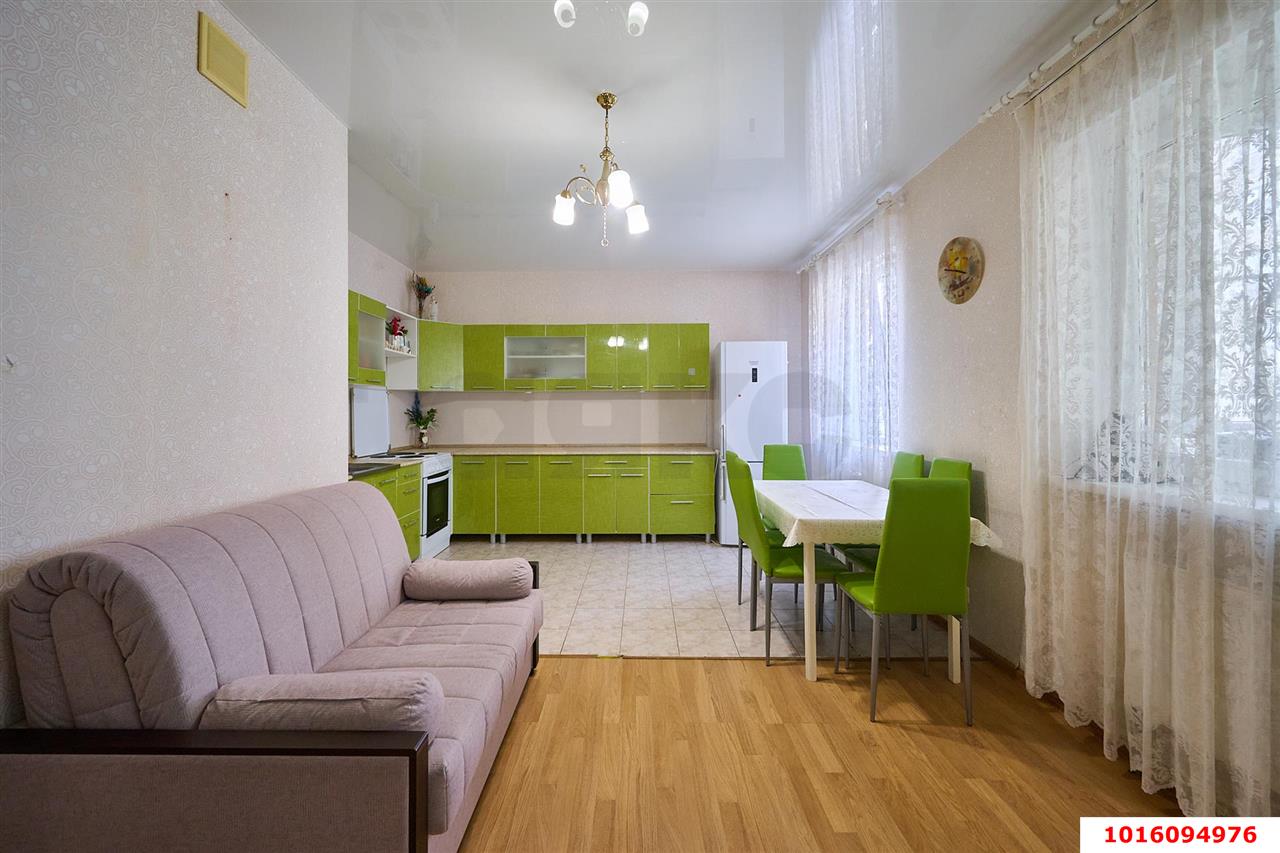 Фото №5: 2-комнатная квартира 75 м² - Краснодар, Карасунский внутригородской округ, мкр. Камвольно-суконный Комбинат, ул. Бородинская, 10