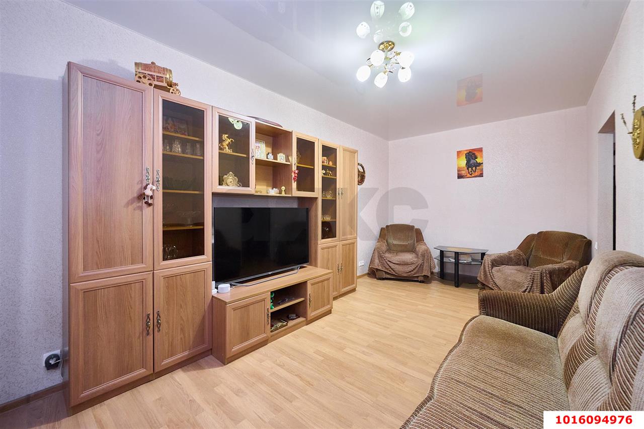 Фото №17: 2-комнатная квартира 75 м² - Краснодар, Карасунский внутригородской округ, мкр. Камвольно-суконный Комбинат, ул. Бородинская, 10