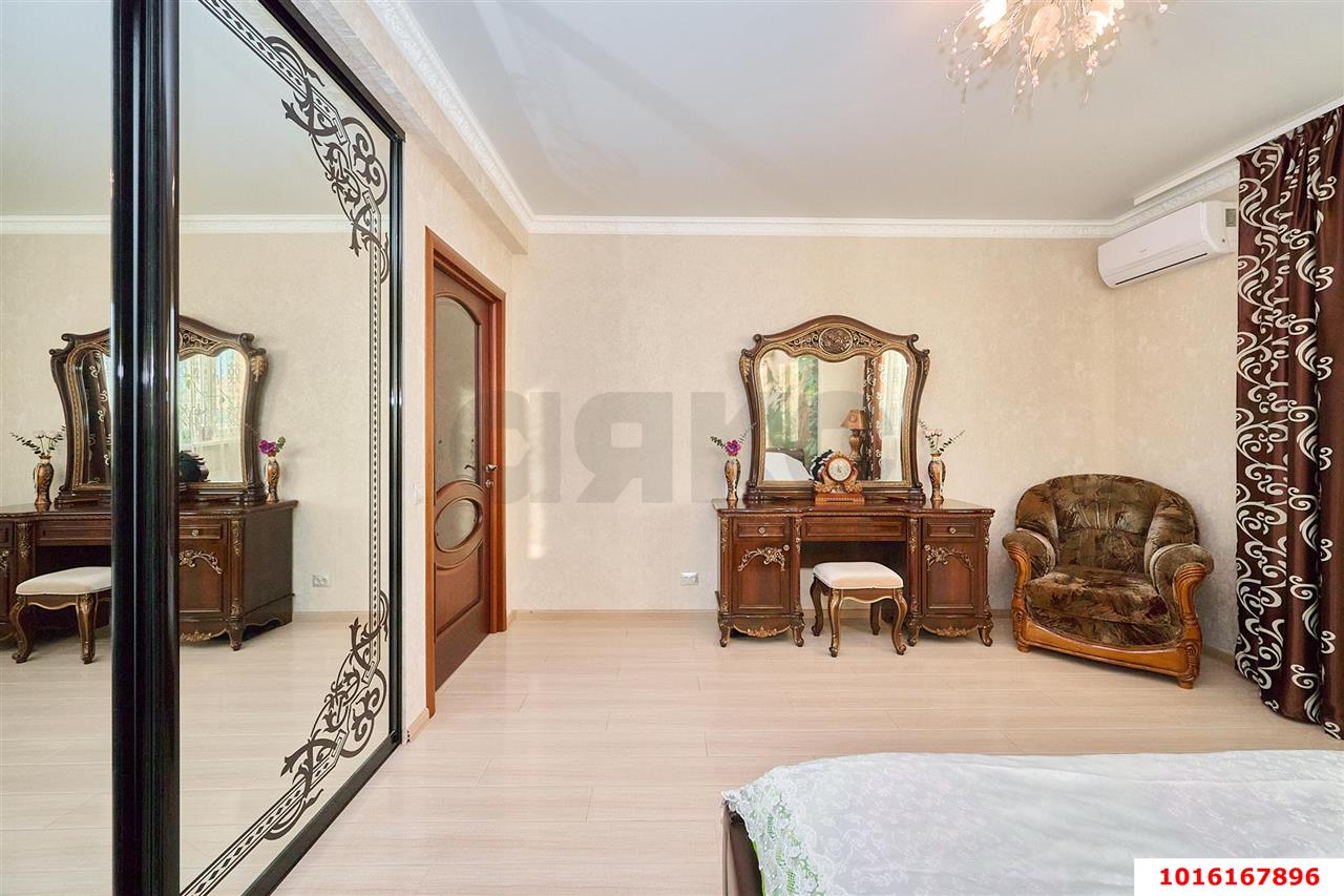 Фото №10: 3-комнатная квартира 126 м² - Краснодар, Центральный внутригородской округ, мкр. Центральный, ул. Ломоносова, 97