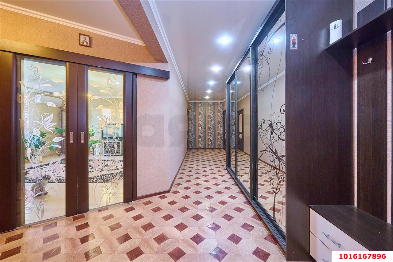 Фото №25: 3-комнатная квартира 126 м² - Краснодар, Центральный внутригородской округ, мкр. Центральный, ул. Ломоносова, 97