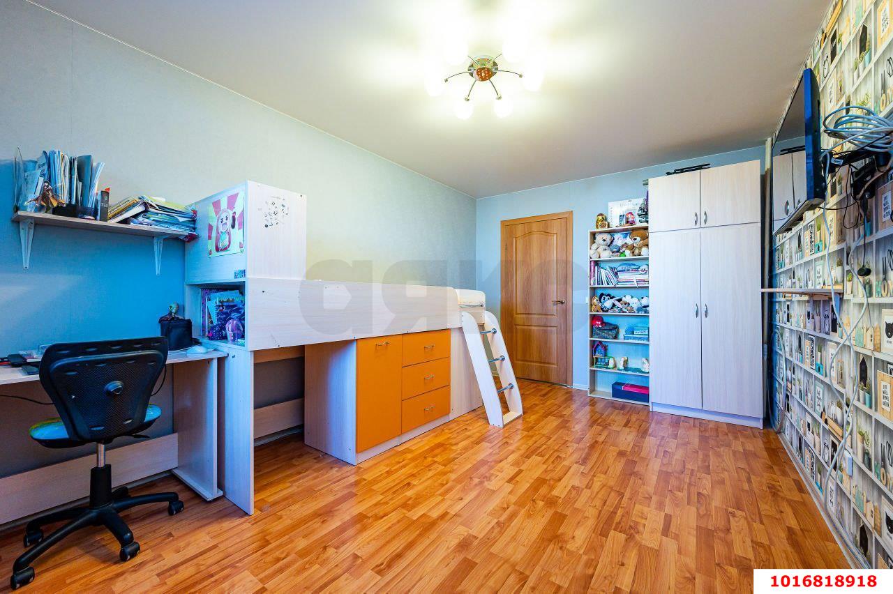 Фото №4: 2-комнатная квартира 64 м² - Краснодар, Прикубанский внутригородской округ, мкр. Военный городок № 109, ул. Кореновская, 73