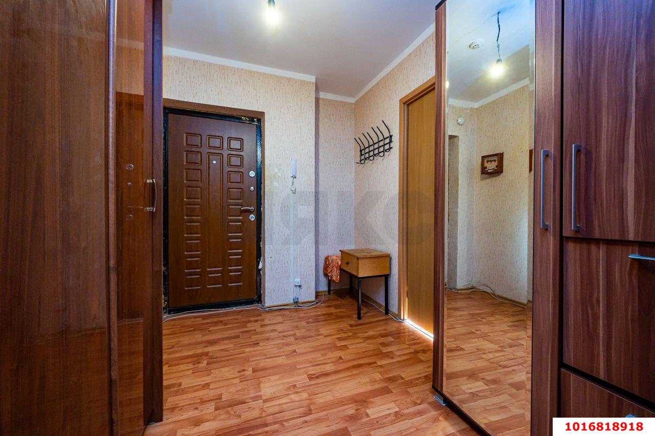 Фото №10: 2-комнатная квартира 64 м² - Краснодар, Прикубанский внутригородской округ, мкр. Военный городок № 109, ул. Кореновская, 73