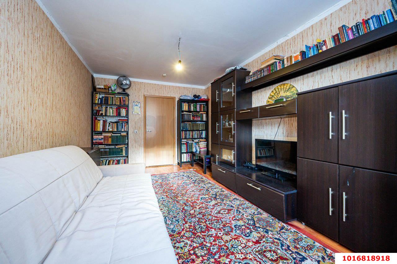 Фото №2: 2-комнатная квартира 64 м² - Краснодар, Прикубанский внутригородской округ, мкр. Военный городок № 109, ул. Кореновская, 73