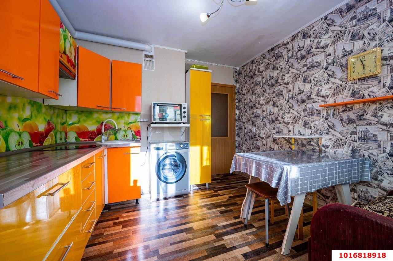 Фото №7: 2-комнатная квартира 64 м² - Краснодар, Прикубанский внутригородской округ, мкр. Военный городок № 109, ул. Кореновская, 73