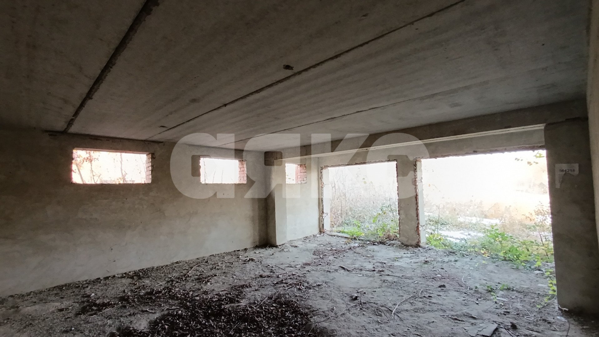 Фото №4: Дом 250 м² + 14.5 сот. - Саратовская, 4-й, мкр. 13-й квартал, 5