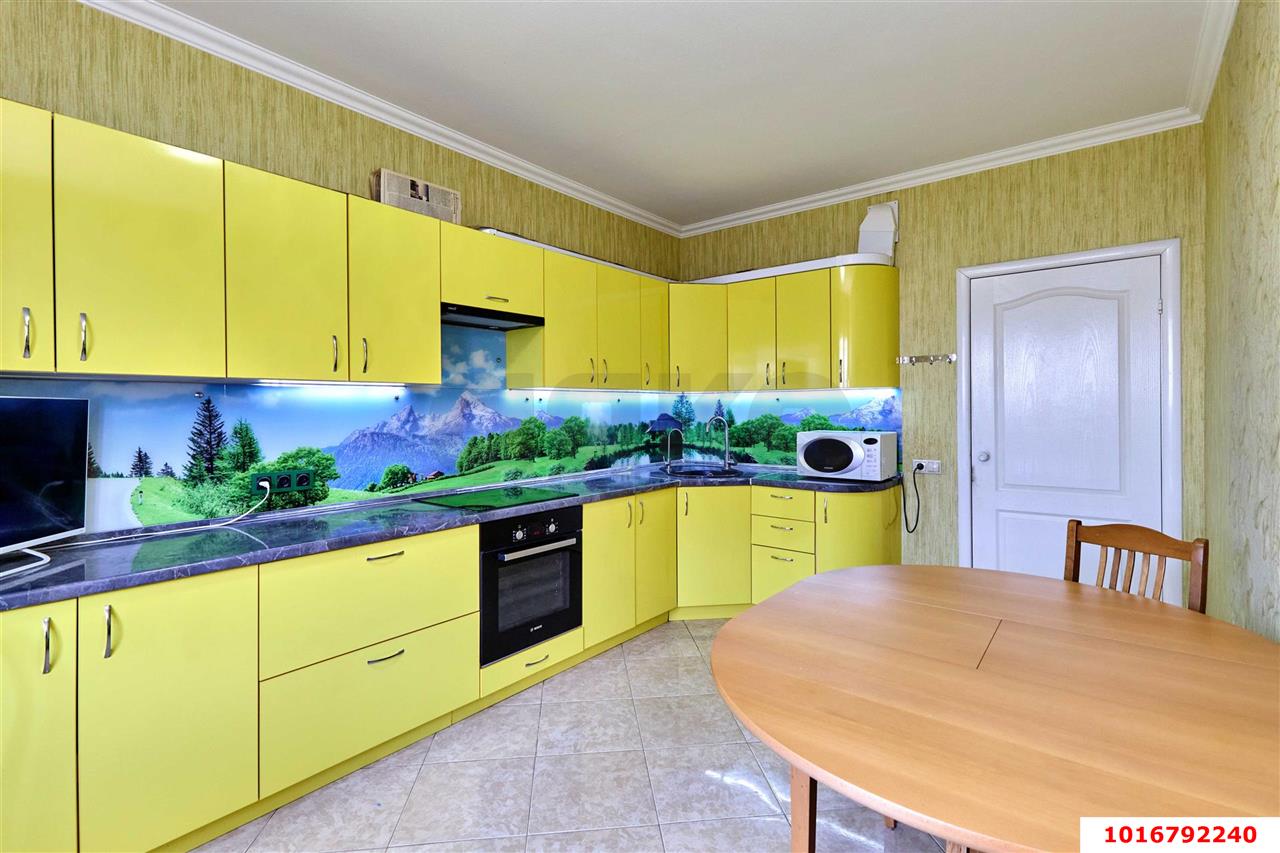 Фото №3: 3-комнатная квартира 81 м² - Краснодар, Прикубанский внутригородской округ, мкр. Московский, ул. им. Артюшкова В.Д., 3